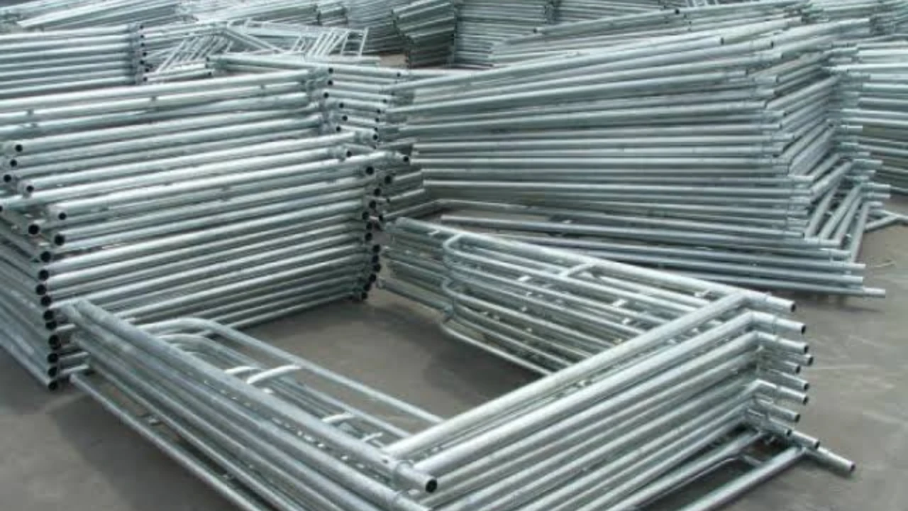 Thiết bị giàn giáo thép được phân loại tại bãi